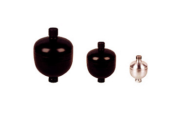 1541040965834515.jpg 蓄能器安裝注意事項