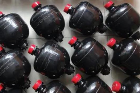 纏繞式蓄能器的作用、工作原理及使用技巧